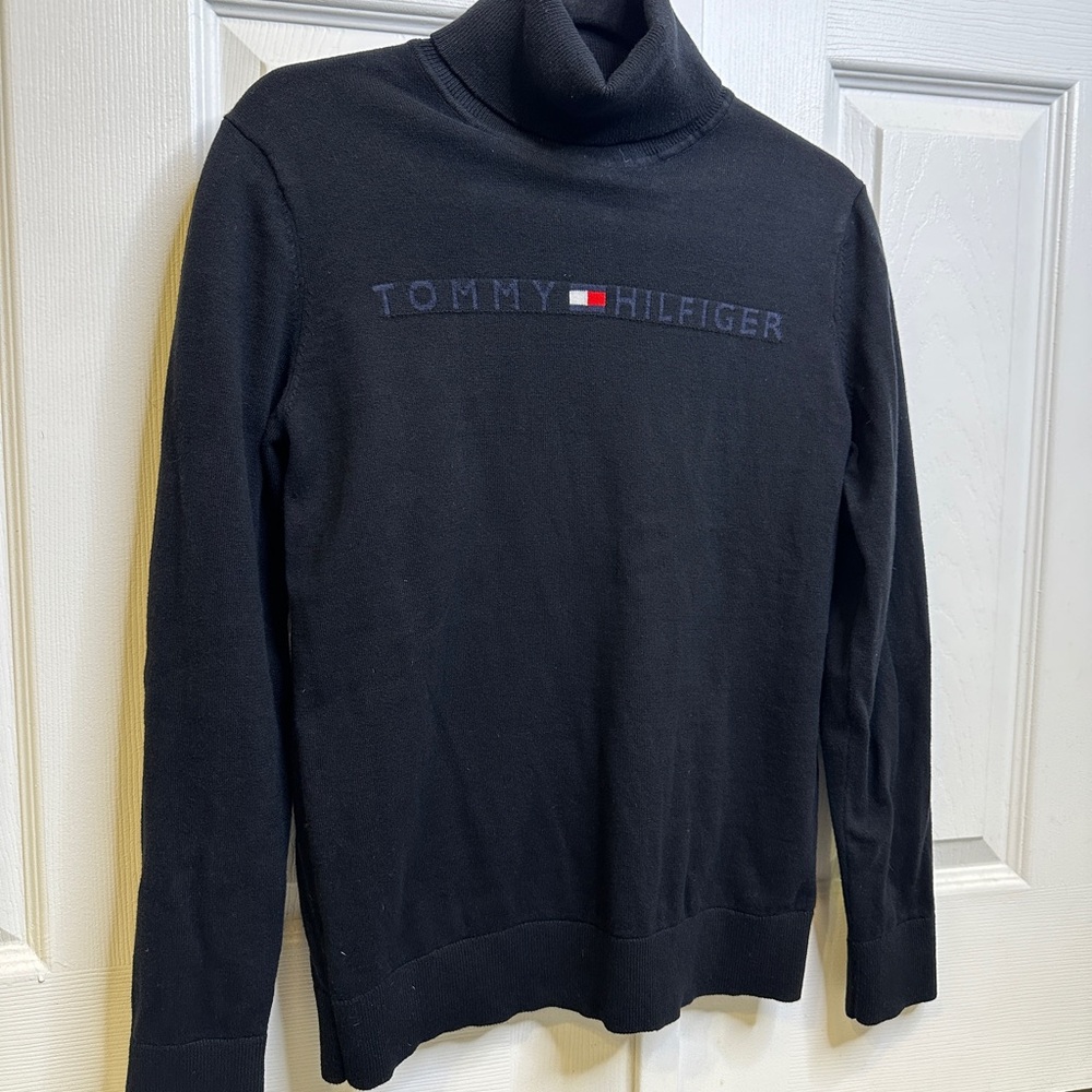 Vintage Tommy Hilfiger Black Turtleneck Logo Sweater Medium